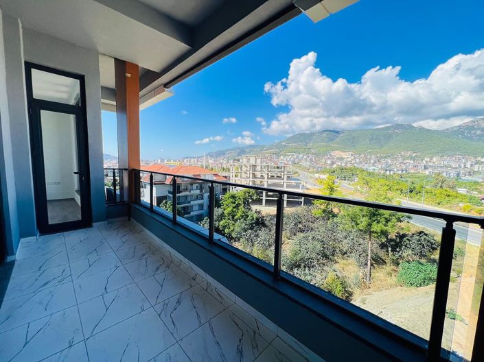 Image No.10-1 Bed Commercial for sale