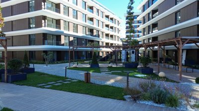 Exterior 6