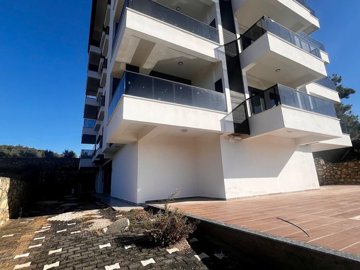 Exterior 14