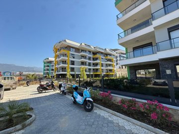 Exterior 10