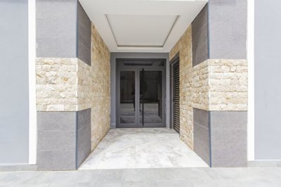 Exterior 15