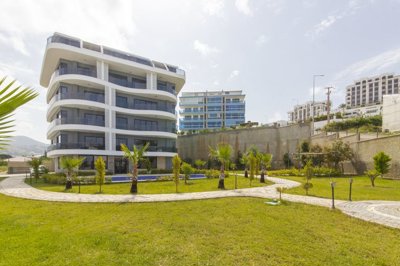 Exterior 6