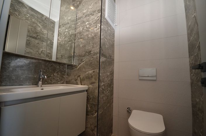 Image No.37-4 Bed Apartment for sale