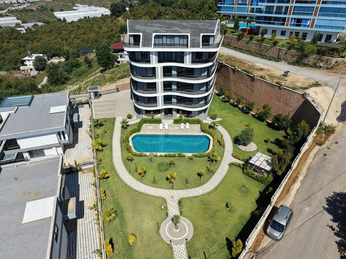 Image No.4-4 Bed Apartment for sale