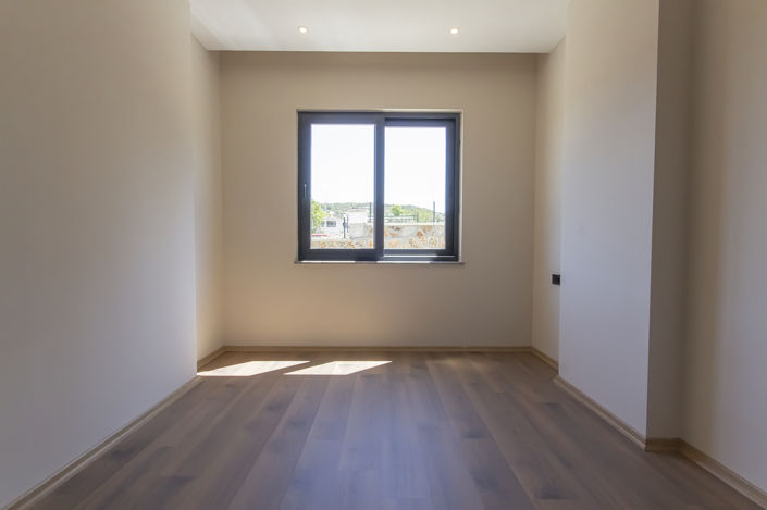 Image No.19-1 Bed Apartment for sale