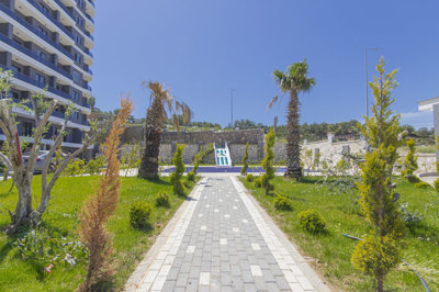 Exterior 13