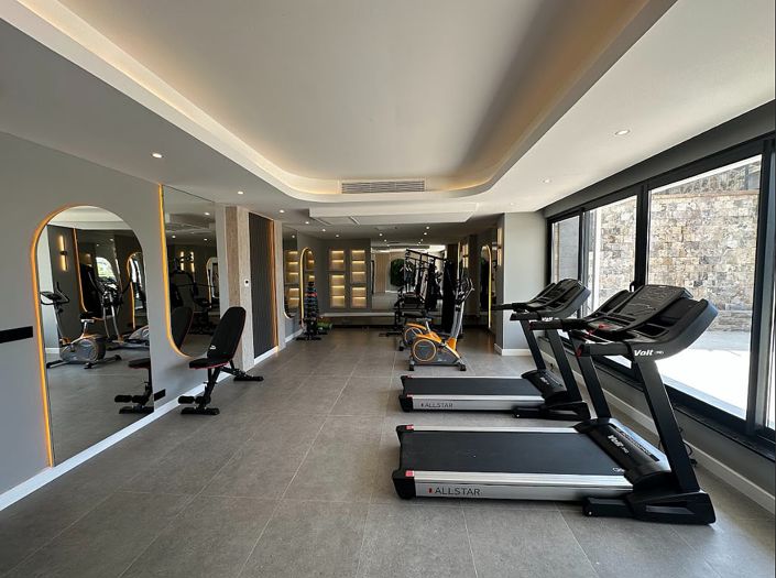 Image No.19-4 Bed Apartment for sale