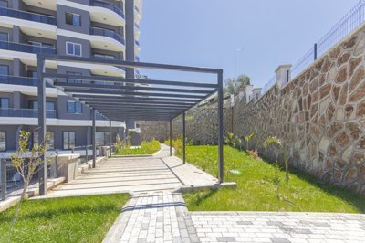 Exterior 10