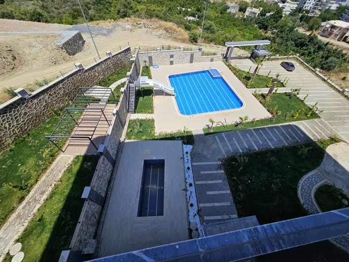 Image No.37-4 Bed Apartment for sale