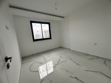 Interior 4