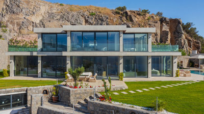 Exterior 9