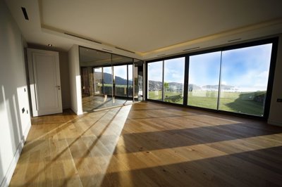 Interior 2