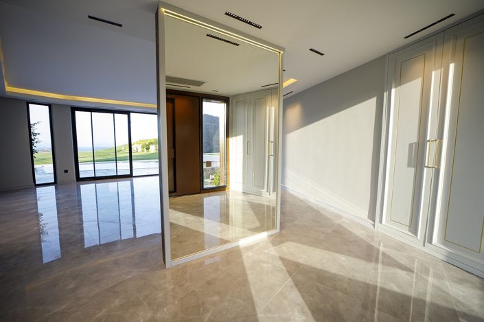 Image No.13-6 Bed House/Villa for sale