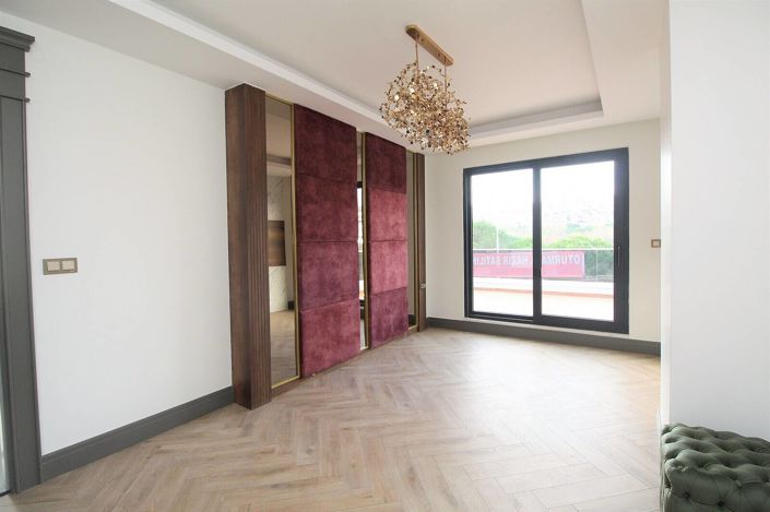 Image No.20-Maison / Villa de 5 chambres à vendre à Basaksehir