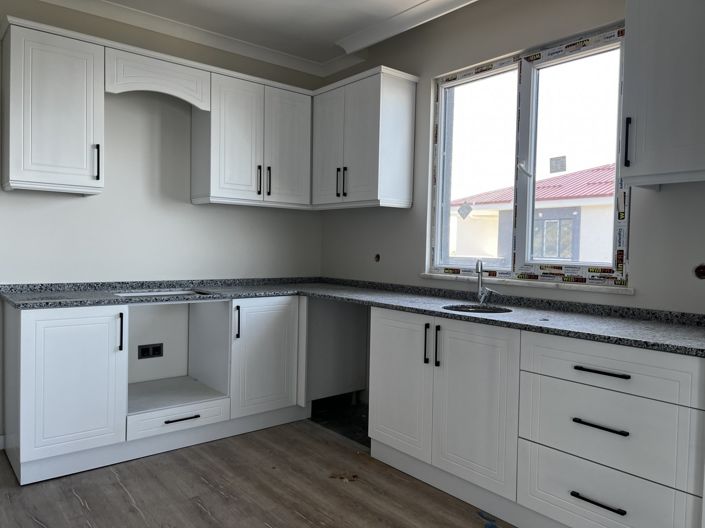 Image No.32-3 Bed Apartment for sale