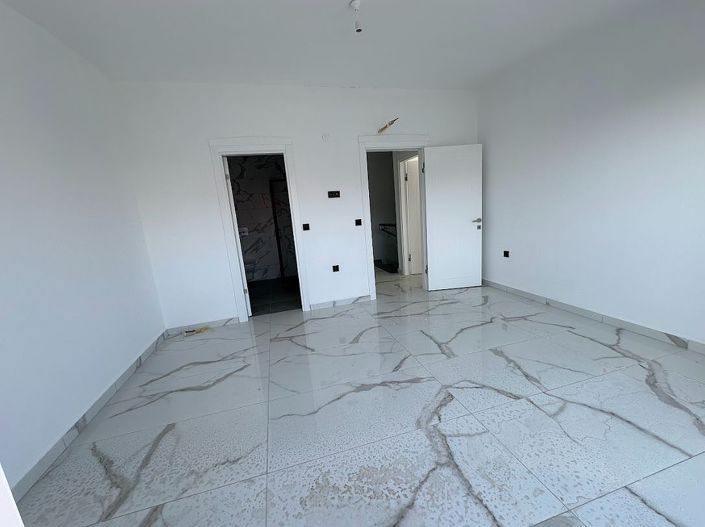 Image No.21-1 Bed Apartment for sale