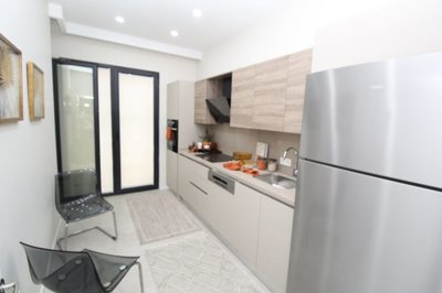 Interior 4