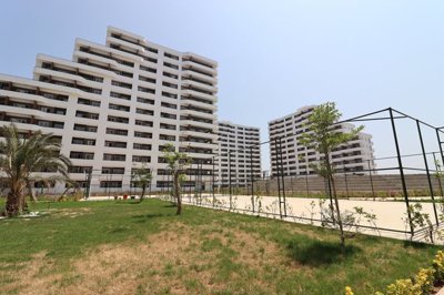 Exterior 3