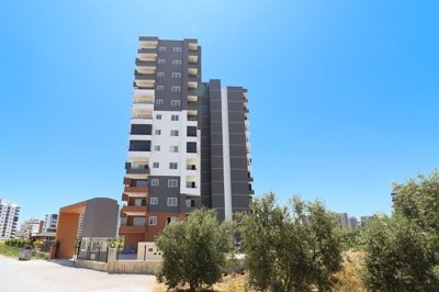 Exterior 3