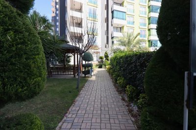 Exterior 14