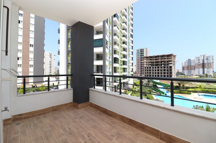 Image No.24-3 Bed Apartment for sale