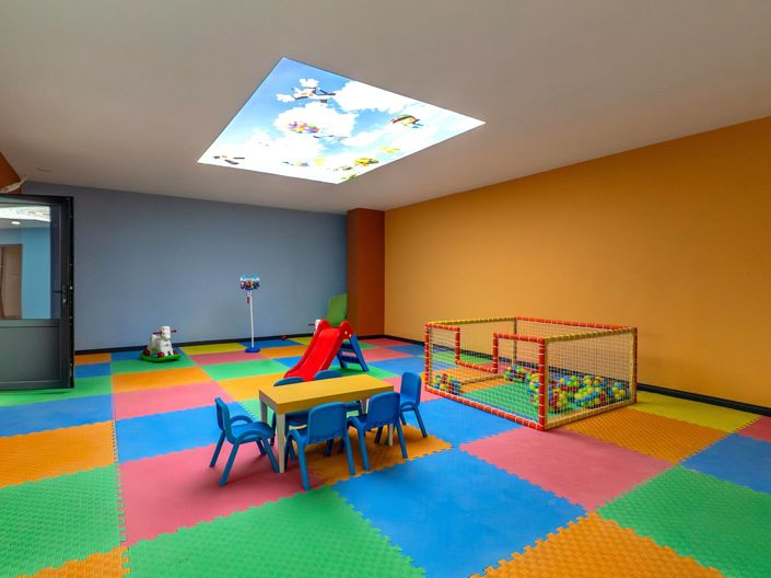 Image No.22-2 Bed Commercial for sale