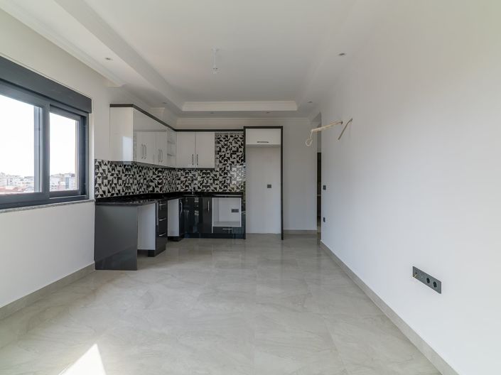 Image No.30-2 Bed Commercial for sale