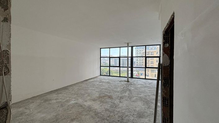 Image No.30-2 Bed Commercial for sale