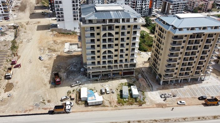 Image No.21-3 Bed Commercial for sale