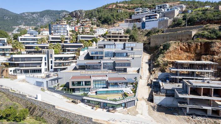 Image No.10-4 Bed House/Villa for sale