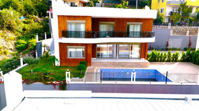 Exterior 12