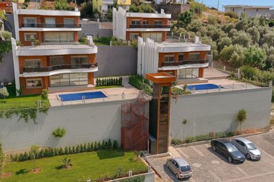 Exterior 3