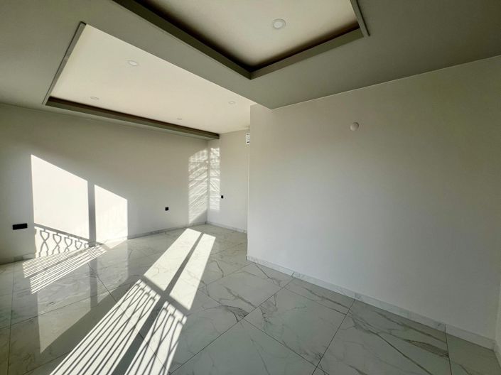 Image No.24-2 Bed Apartment for sale