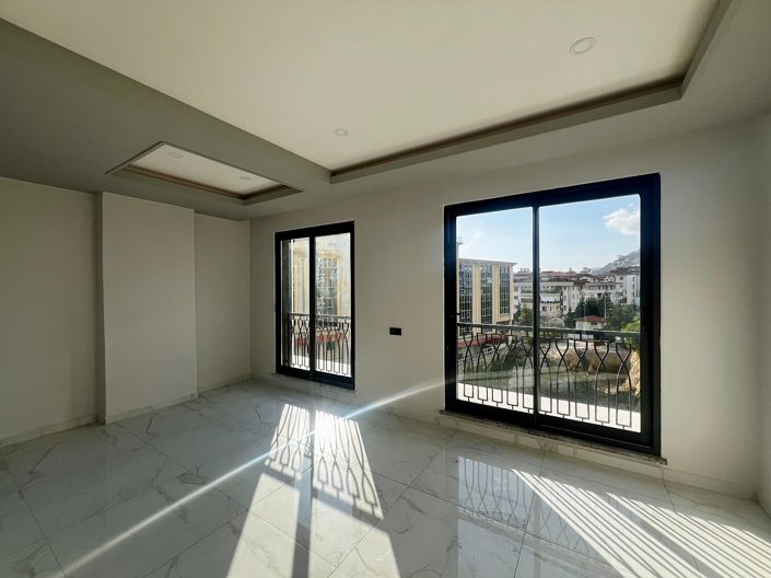 Image No.27-2 Bed Apartment for sale