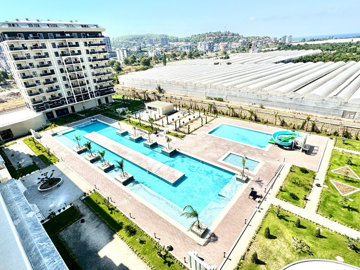 Exterior 5