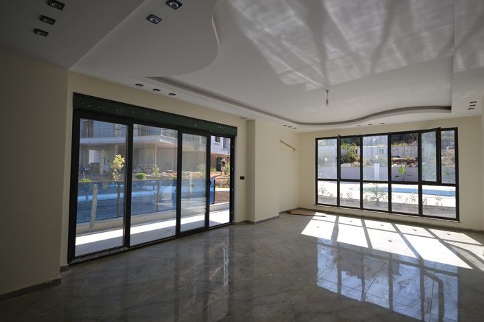 Image No.9-3 Bed Apartment for sale