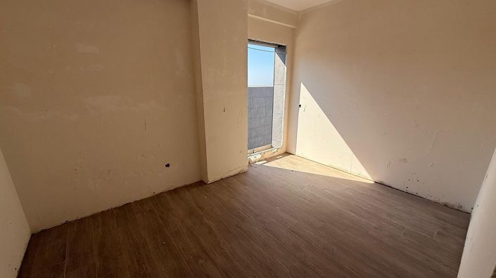 Image No.59-3 Bed Apartment for sale