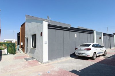 Exterior 10