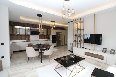 Interior 7