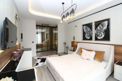 Interior 10