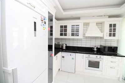 Interior 5