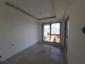 Interior 3