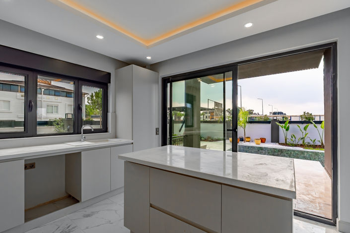 Image No.18-4 Bed House/Villa for sale