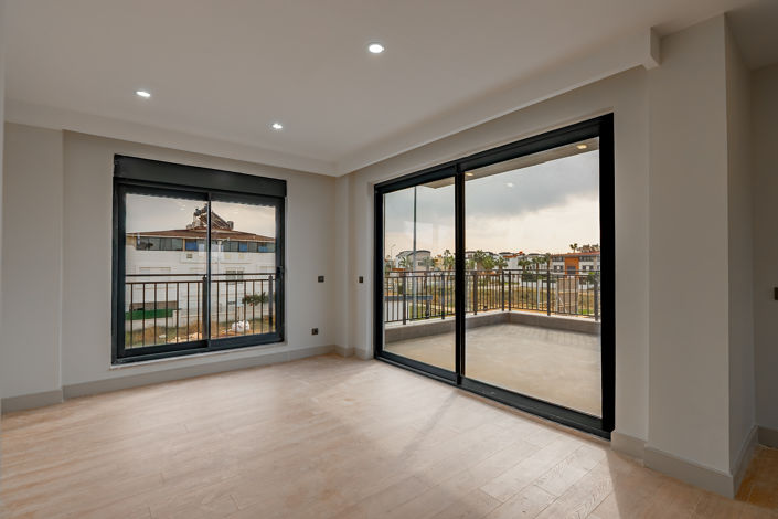 Image No.25-4 Bed House/Villa for sale