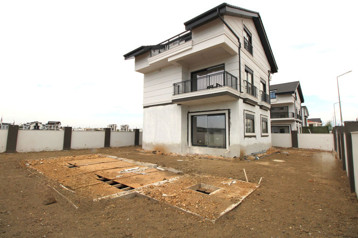 Image No.61-4 Bed House/Villa for sale