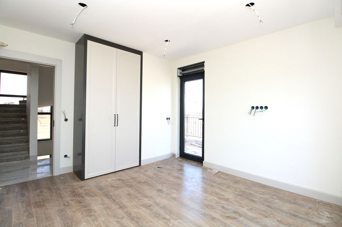 Image No.68-4 Bed House/Villa for sale