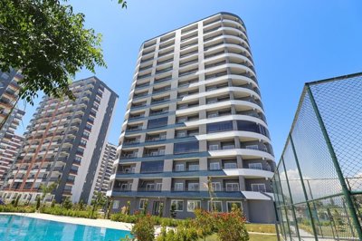 Exterior 3