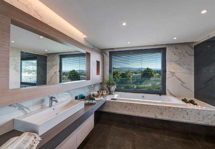 Image No.13-5 Bed House/Villa for sale