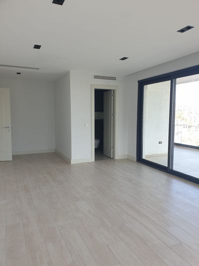 Image No.14-5 Bed House/Villa for sale