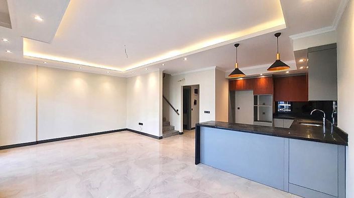 Image No.21-3 Bed Apartment for sale